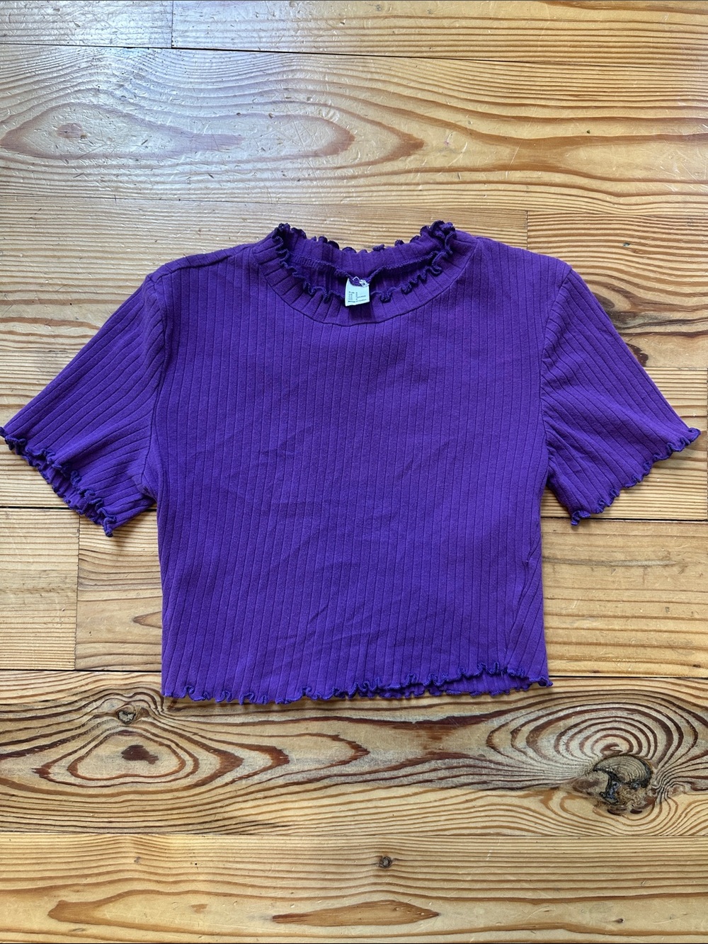 Cropped Tee | size small